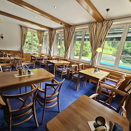 Hotel Konsel Říčky Buitenkant foto