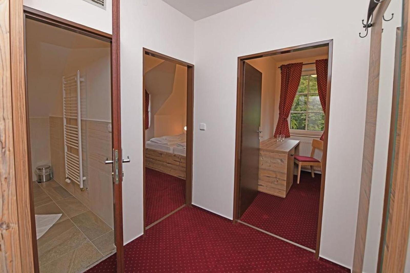Hotel Konsel Říčky Buitenkant foto