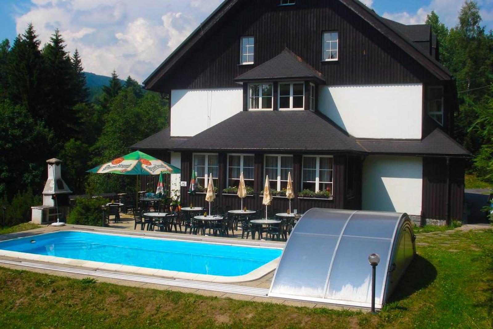 Hotel Konsel Říčky Buitenkant foto